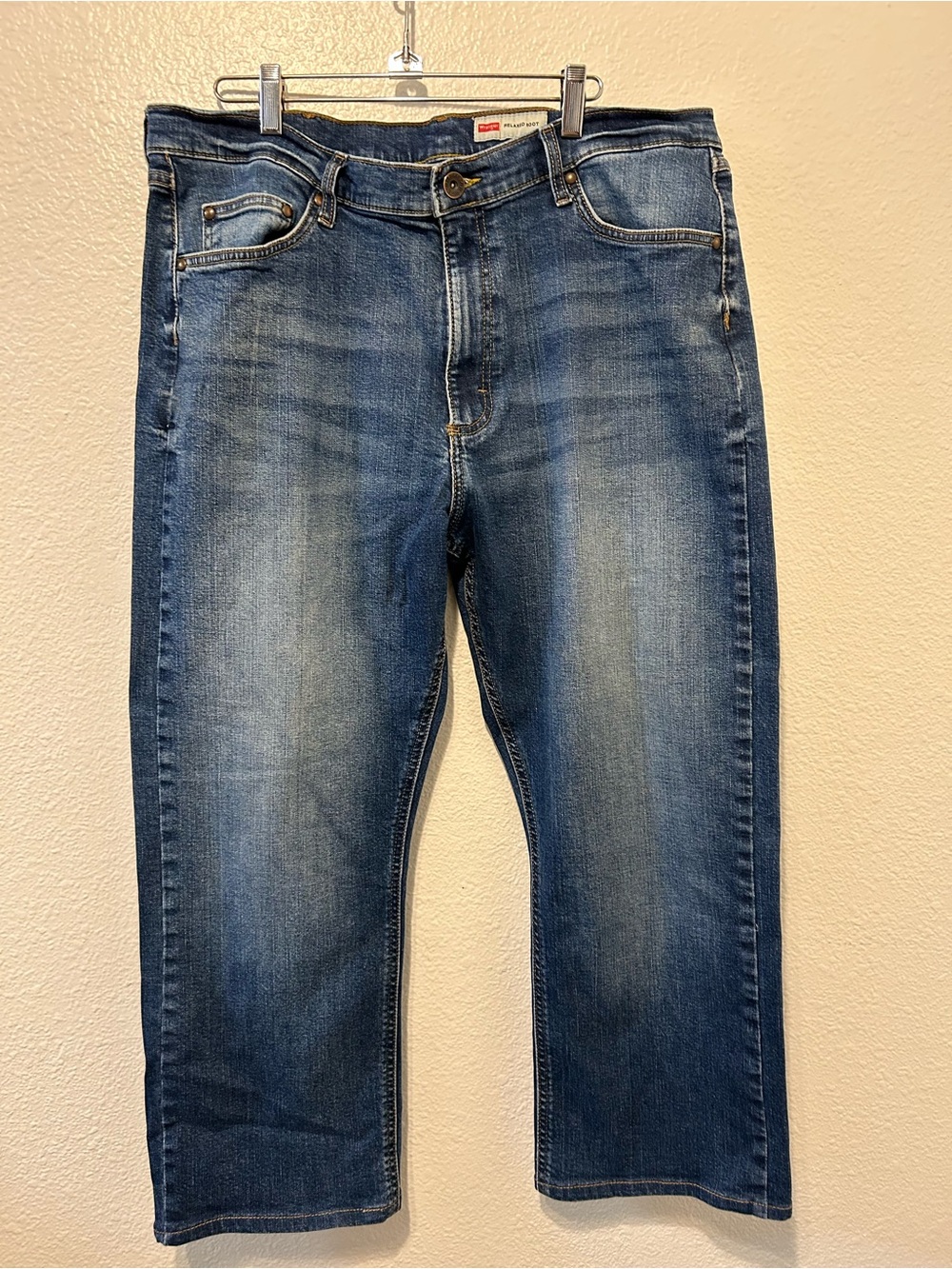 Wrangler Mid Wash Blue Straight-Leg Jeans 90’ Sz 30x32